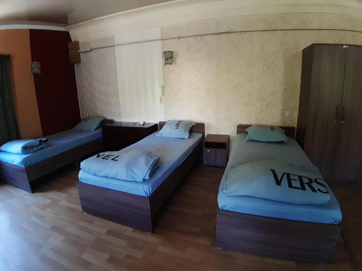Гостиница Альянс Karagandy エクステリア 写真